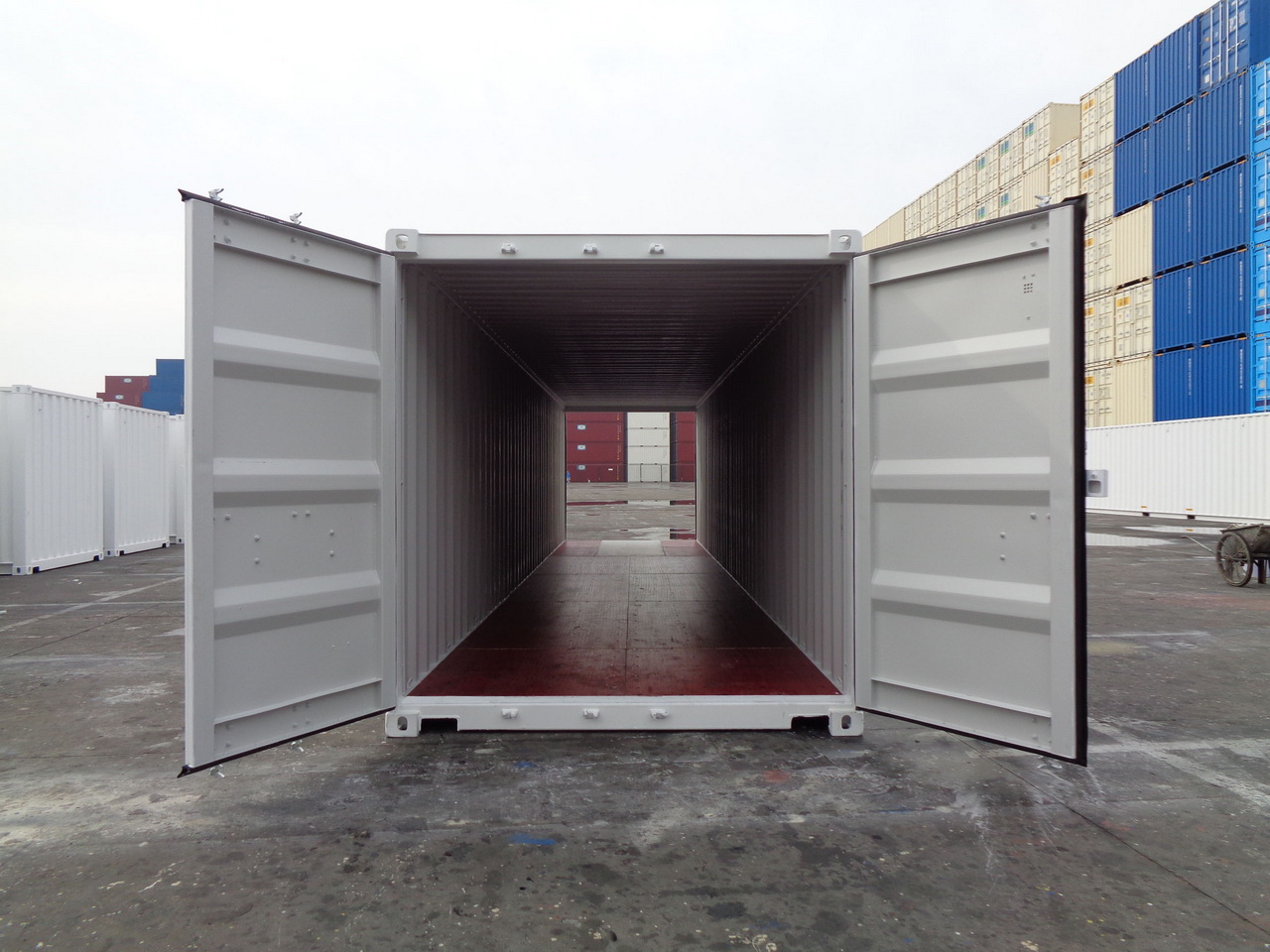 40' Shipping Container